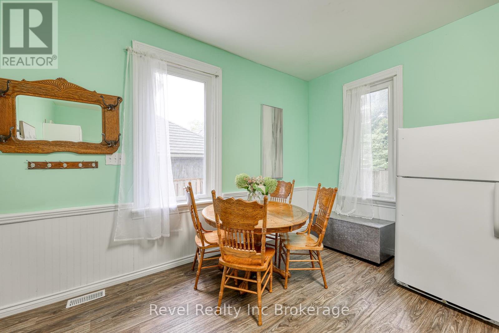 453 Drew Street, Woodstock (Woodstock - North), Ontario  N4S 4V4 - Photo 18 - X12936982