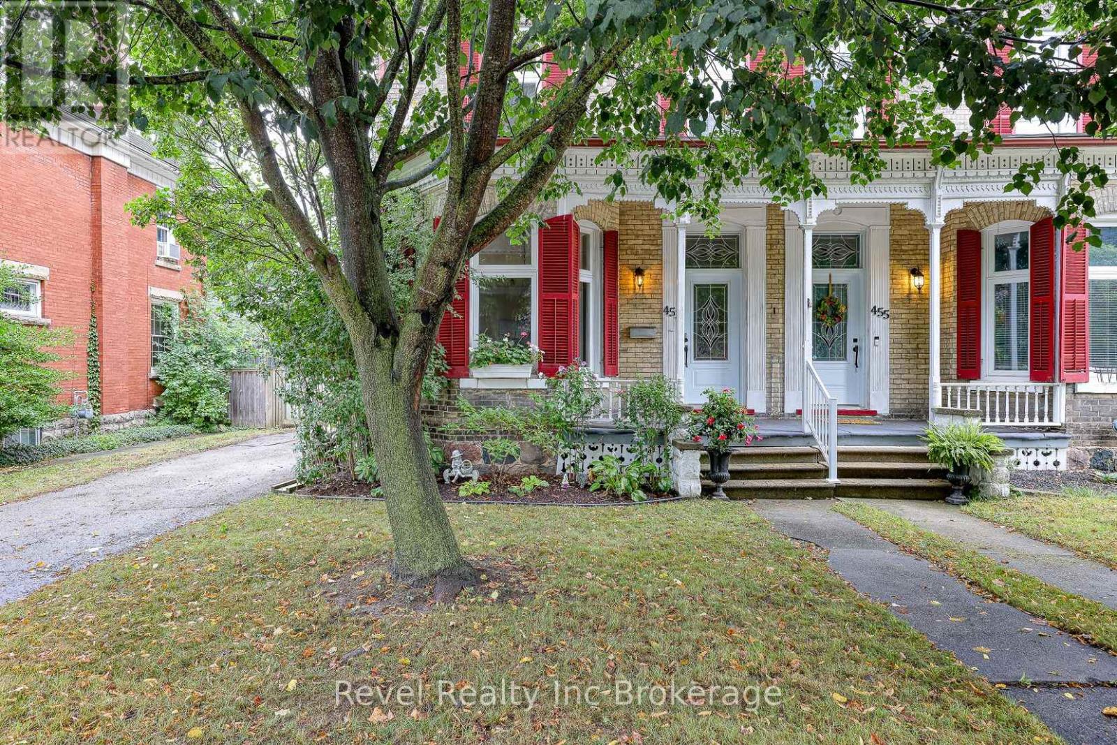 453 Drew Street, Woodstock (Woodstock - North), Ontario  N4S 4V4 - Photo 2 - X12936982