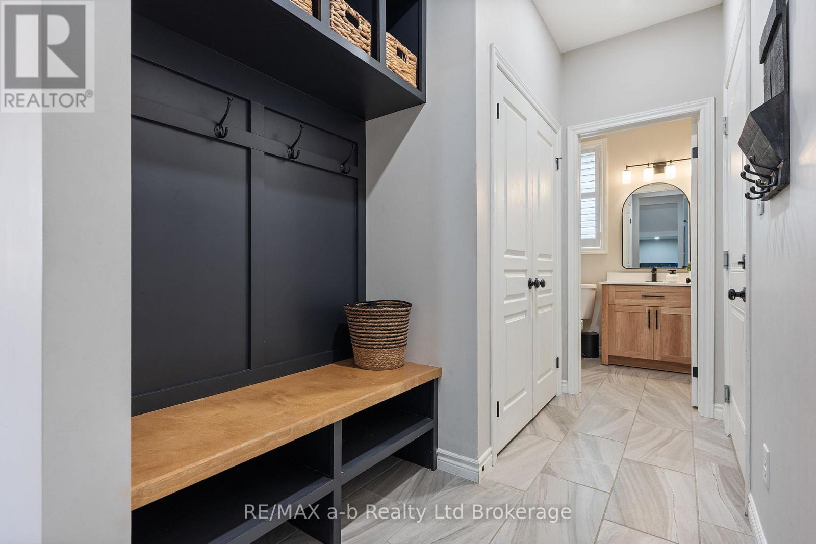 11 Chamberlain Avenue, Ingersoll (Ingersoll - South), Ontario  N5C 0C6 - Photo 15 - X12937636