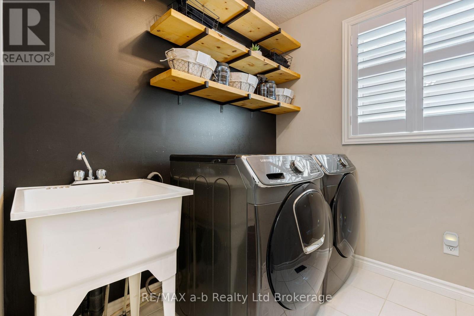 11 Chamberlain Avenue, Ingersoll (Ingersoll - South), Ontario  N5C 0C6 - Photo 17 - X12937636