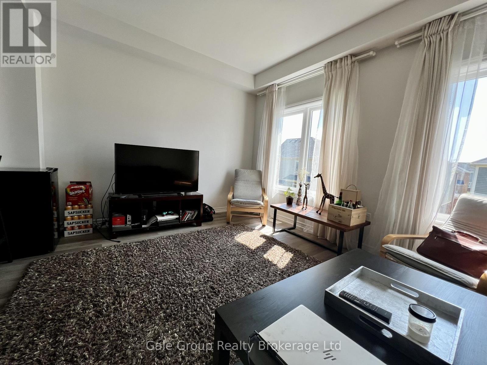 Unit 5 - 124 Compass Trail, Cambridge, Ontario  N3E 0E3 - Photo 4 - X12938138