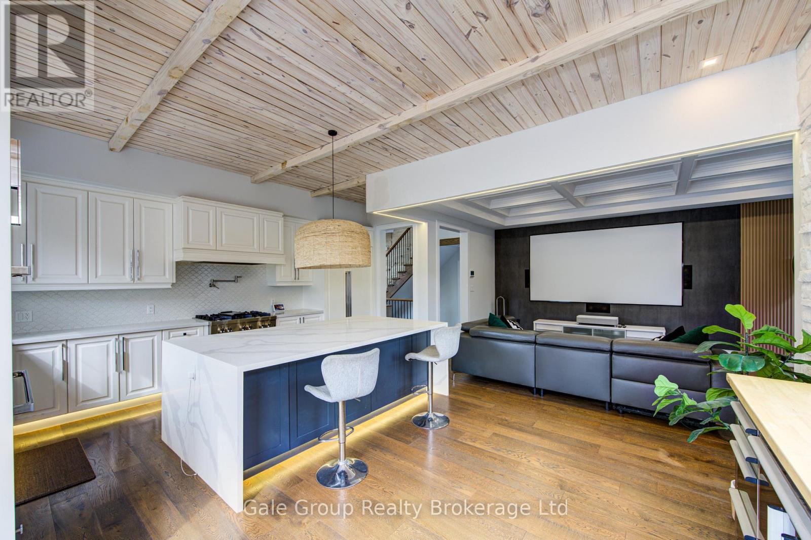 301 Somme Street, Woodstock (Woodstock - North), Ontario  N4T 0K3 - Photo 11 - X12938392