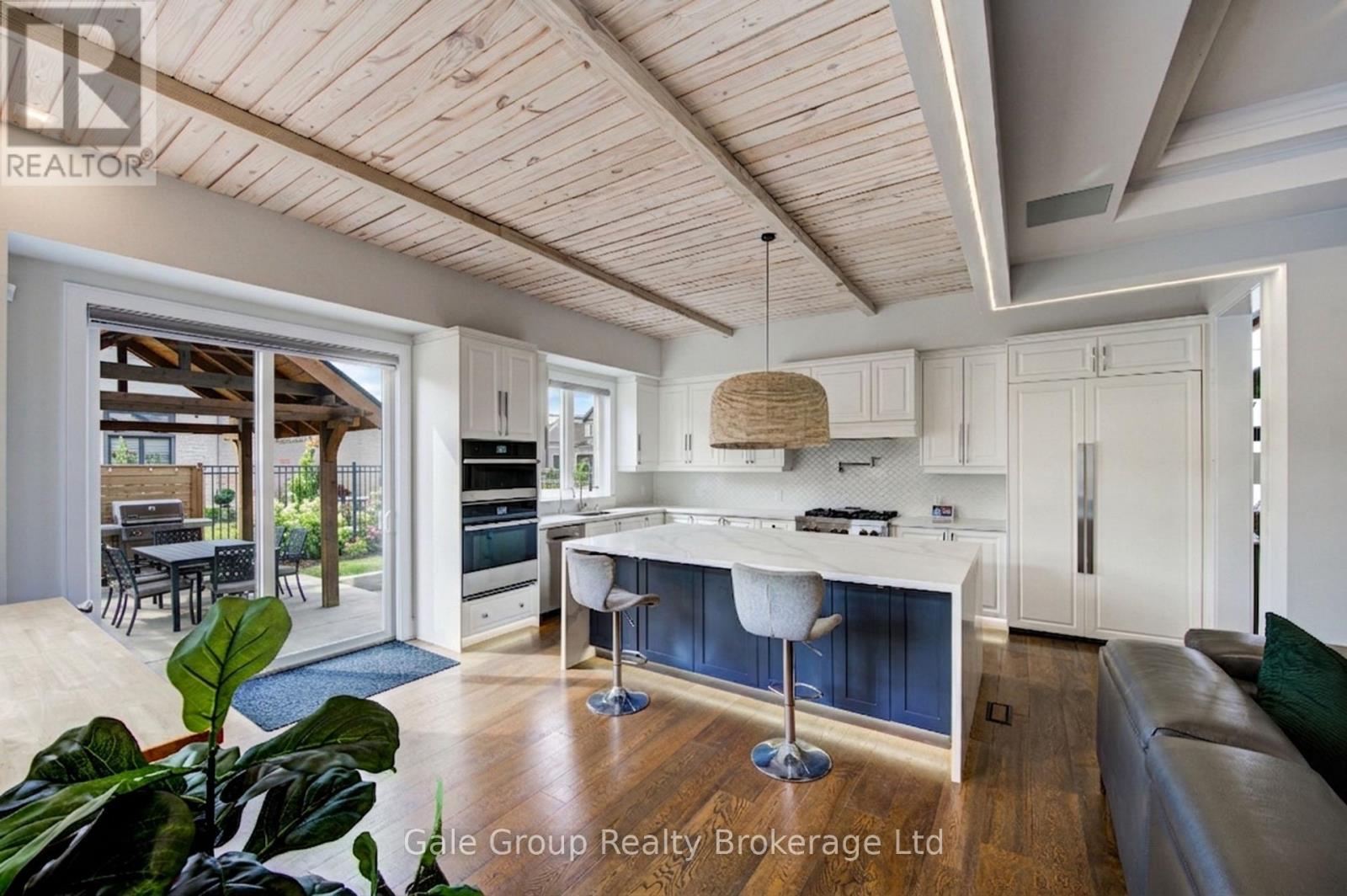 301 Somme Street, Woodstock (Woodstock - North), Ontario  N4T 0K3 - Photo 12 - X12938392