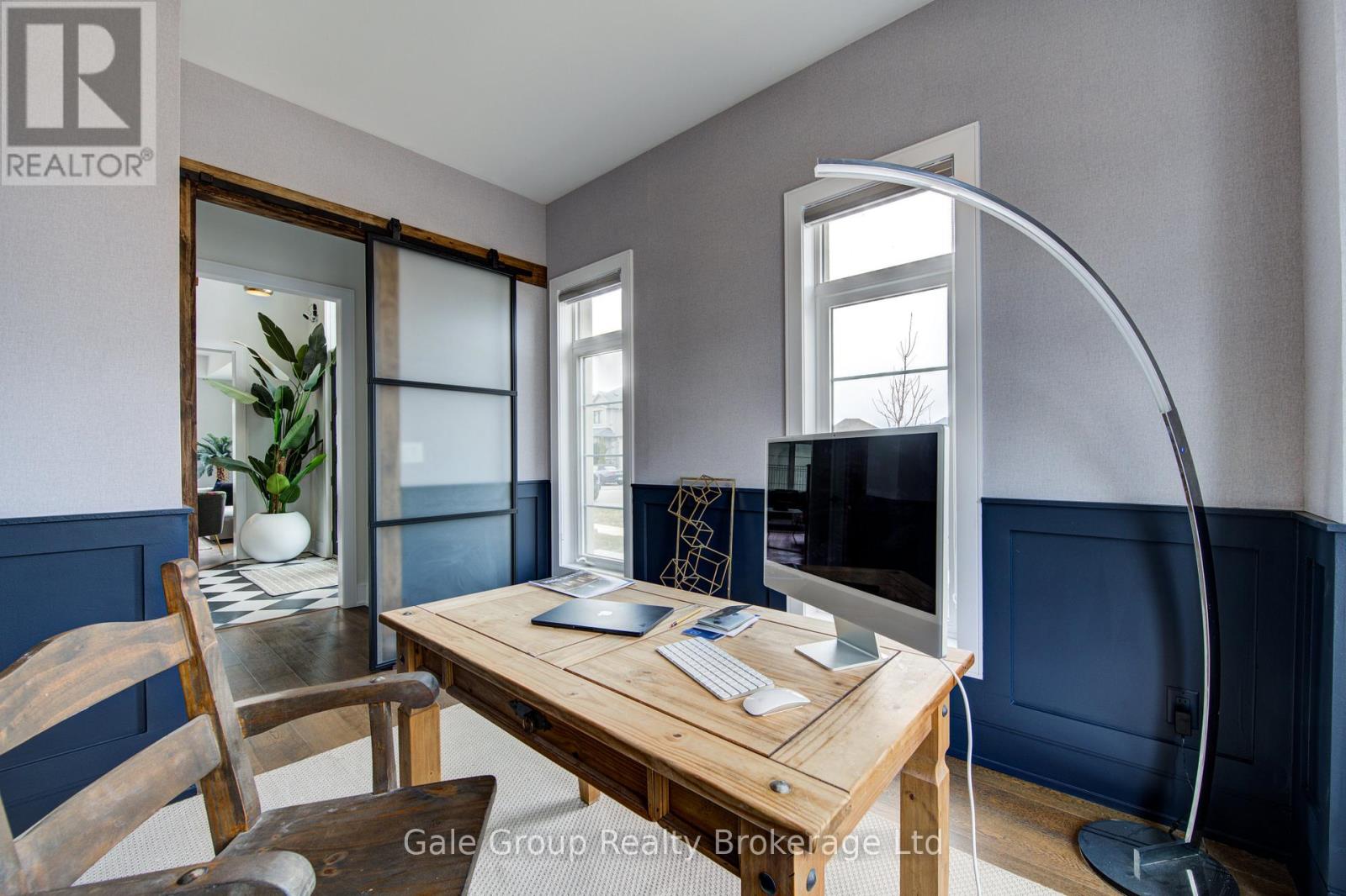 301 Somme Street, Woodstock (Woodstock - North), Ontario  N4T 0K3 - Photo 7 - X12938392