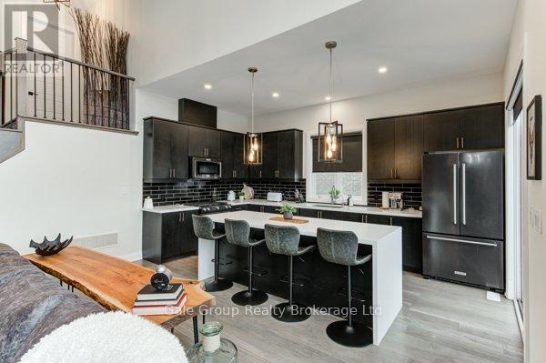 409 Somme Street, Woodstock (Woodstock - North), Ontario  N4T 0K3 - Photo 14 - X12938880