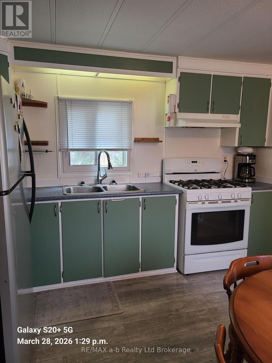 15 - 746112 Township Road 4 Road, Blandford-Blenheim (Forest Estates), Ontario  N4S 7V9 - Photo 7 - X12939020