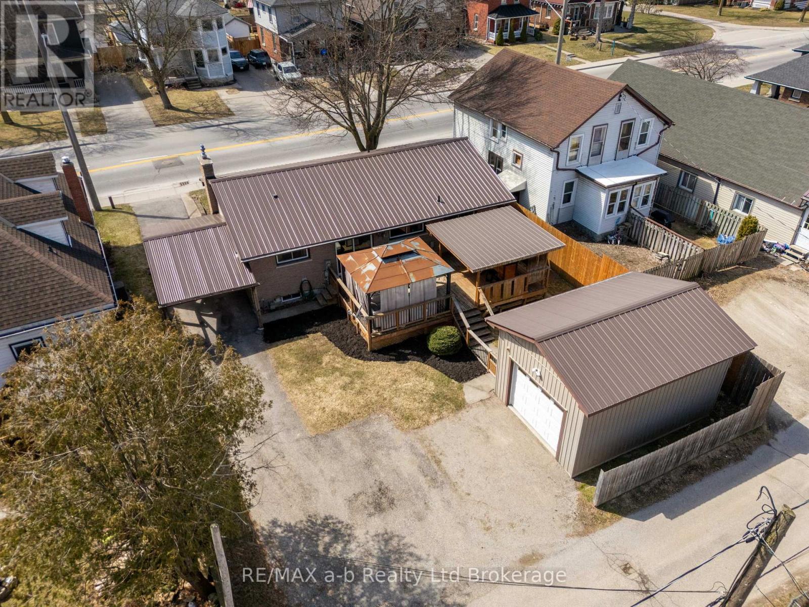 318 Broadway Street, Tillsonburg, Ontario  N4G 3S1 - Photo 23 - X12941754