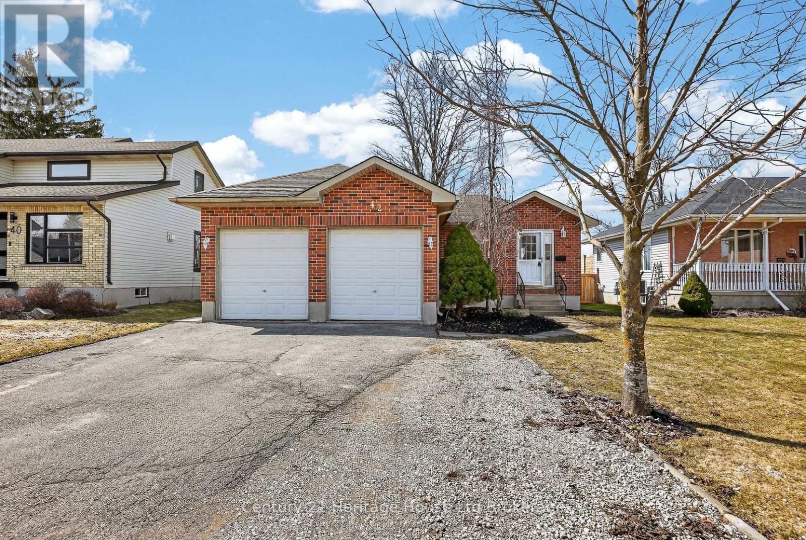 42 Eleanor Street, West Perth (Mitchell), Ontario  N0K 1N0 - Photo 2 - X12941880