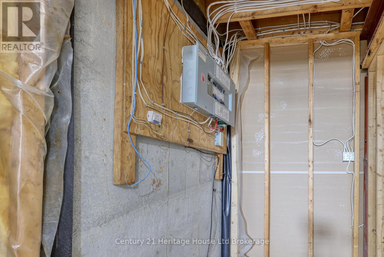 42 Eleanor Street, West Perth (Mitchell), Ontario  N0K 1N0 - Photo 22 - X12941880