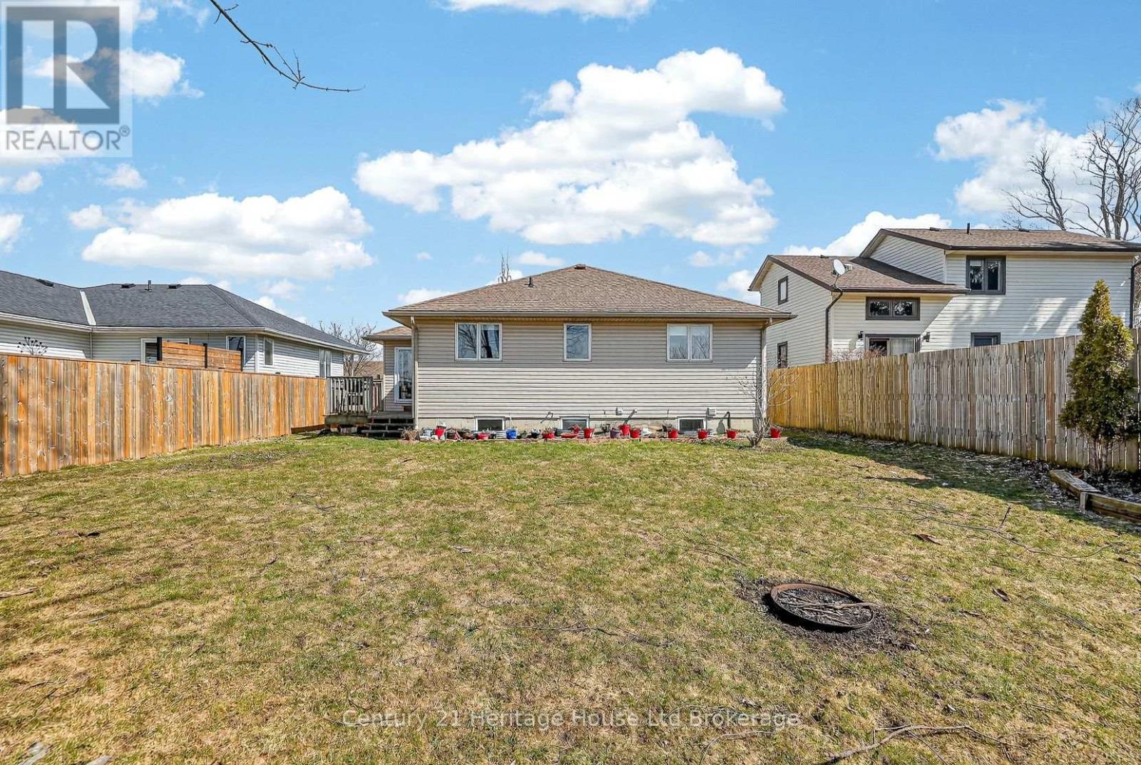 42 Eleanor Street, West Perth (Mitchell), Ontario  N0K 1N0 - Photo 25 - X12941880