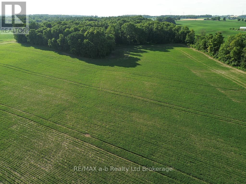 000 Deer Crescent, Norwich, Ontario  N0J 1C0 - Photo 7 - X12942982