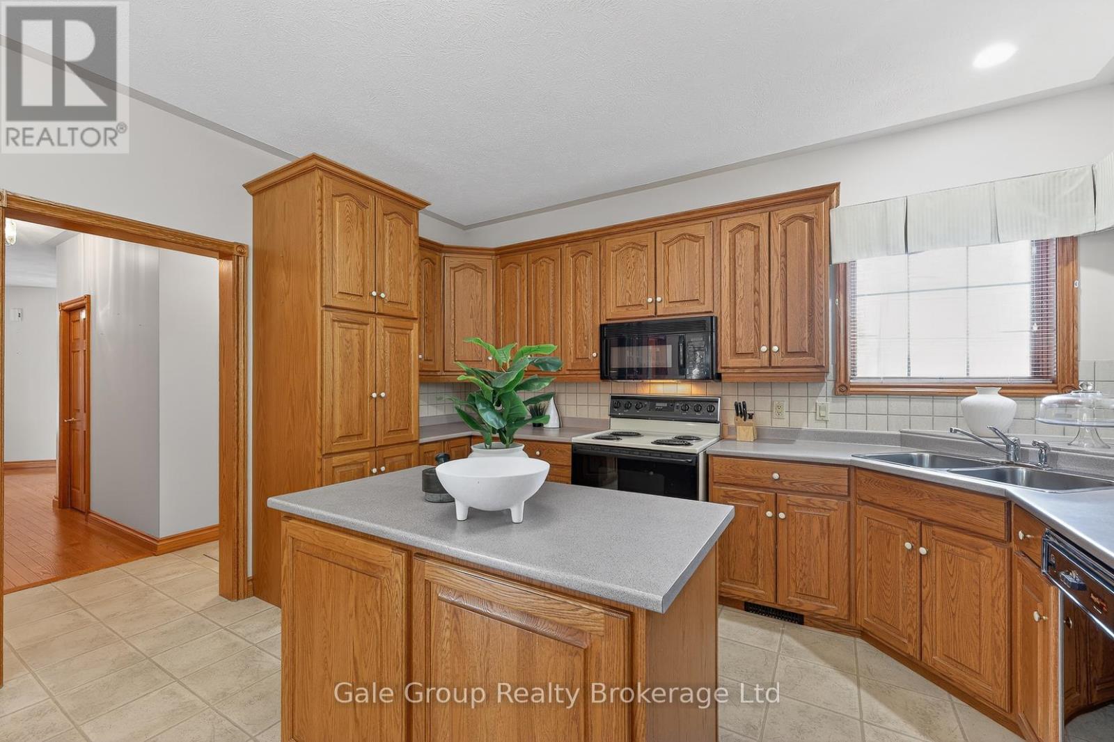 51 Demeyere Avenue, Tillsonburg, Ontario  N4G 5P8 - Photo 27 - X12943136