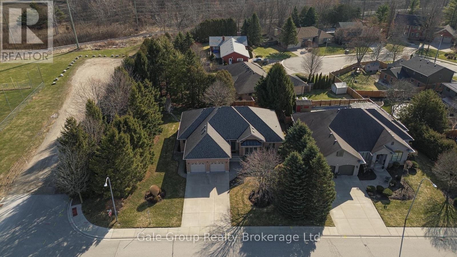 51 Demeyere Avenue, Tillsonburg, Ontario  N4G 5P8 - Photo 5 - X12943136