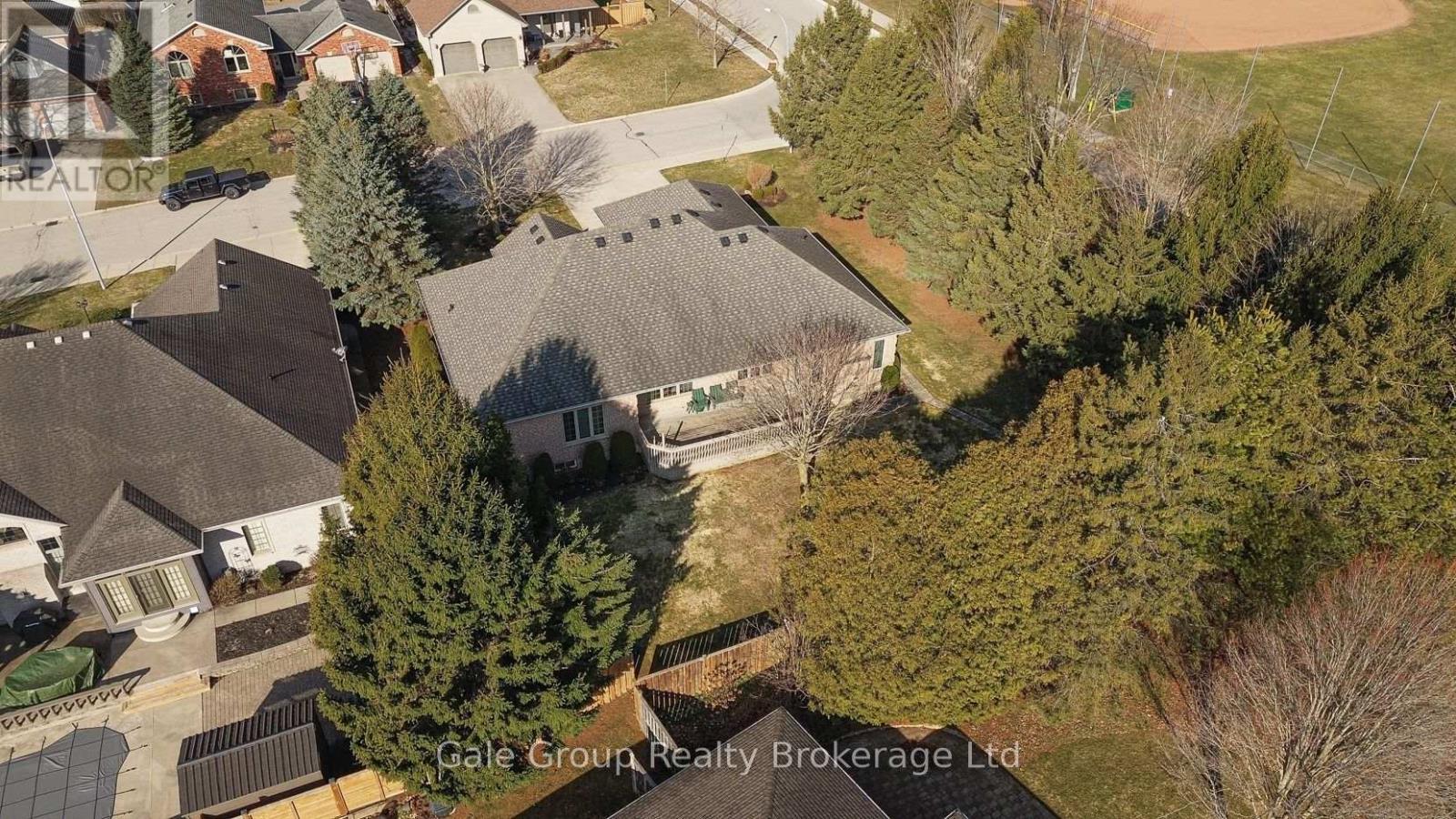 51 Demeyere Avenue, Tillsonburg, Ontario  N4G 5P8 - Photo 8 - X12943136