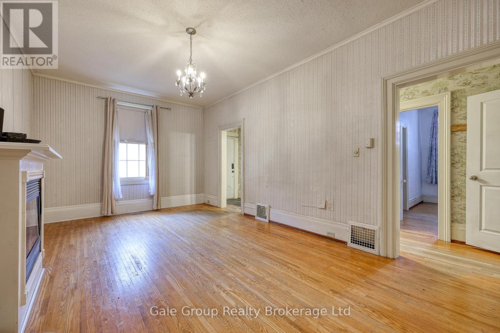 160 Riddell Street, Woodstock (Woodstock - North), Ontario  N4S 6M8 - Photo 13 - X12943150