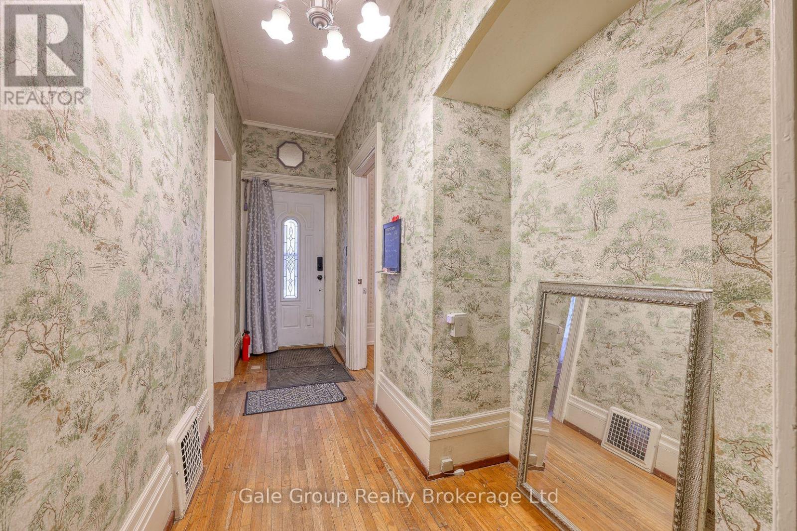 160 Riddell Street, Woodstock (Woodstock - North), Ontario  N4S 6M8 - Photo 15 - X12943150