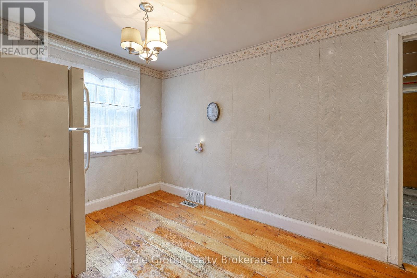 160 Riddell Street, Woodstock (Woodstock - North), Ontario  N4S 6M8 - Photo 21 - X12943150