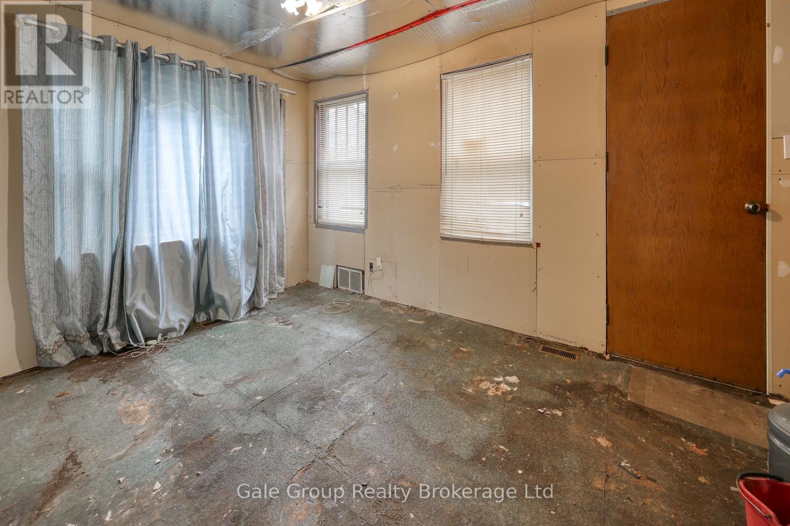 160 Riddell Street, Woodstock (Woodstock - North), Ontario  N4S 6M8 - Photo 23 - X12943150