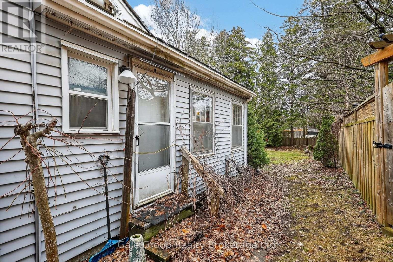 160 Riddell Street, Woodstock (Woodstock - North), Ontario  N4S 6M8 - Photo 6 - X12943150