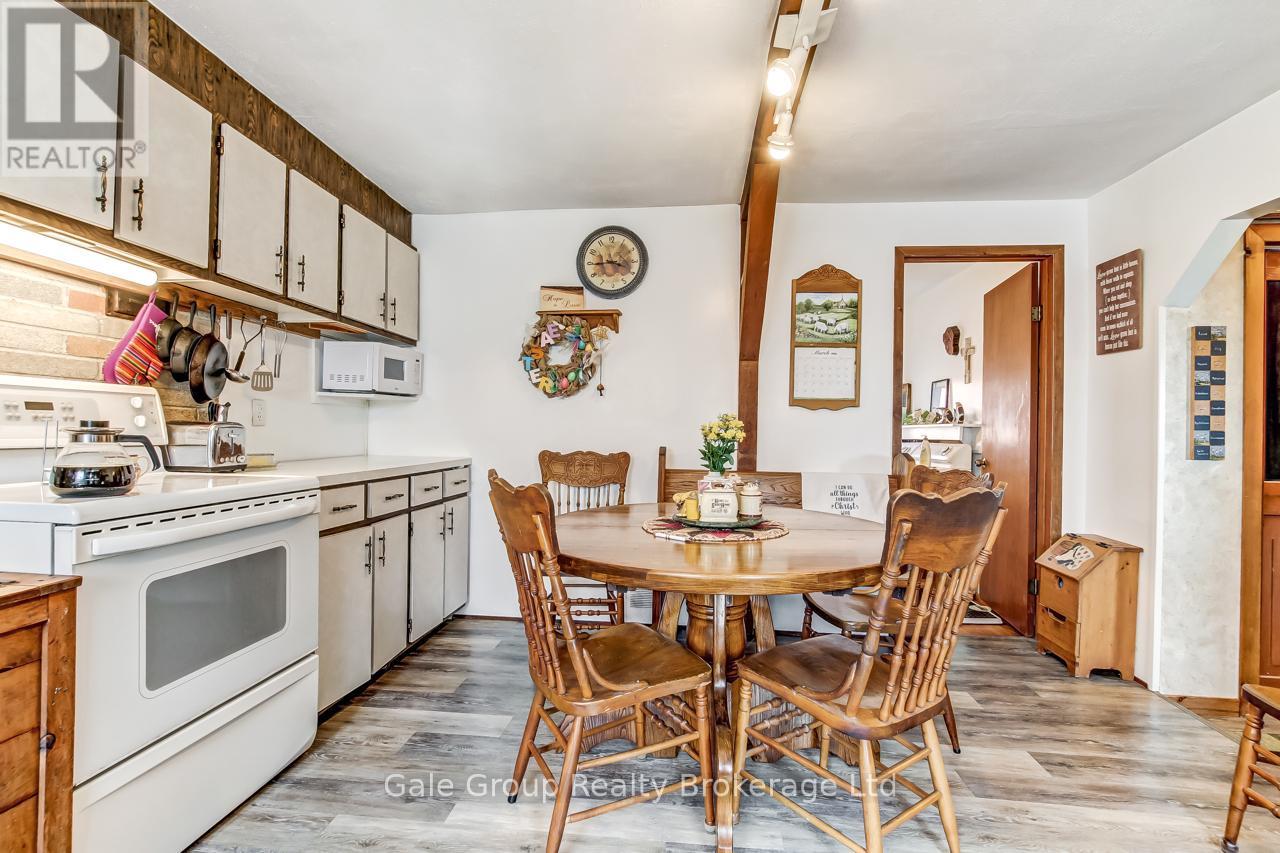 1410 Dundas Street, Woodstock (Woodstock - South), Ontario  N4S 7V9 - Photo 4 - X12943174