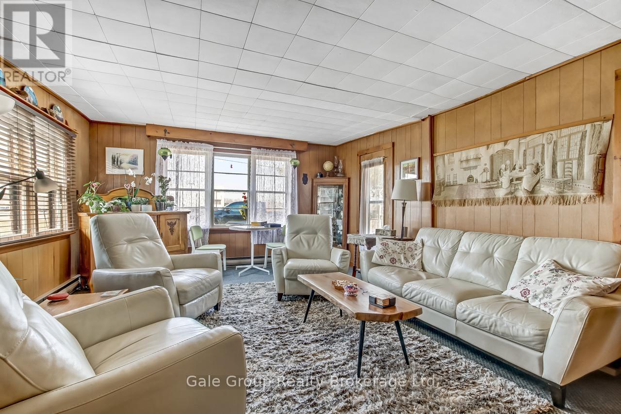 1410 Dundas Street, Woodstock (Woodstock - South), Ontario  N4S 7V9 - Photo 6 - X12943174