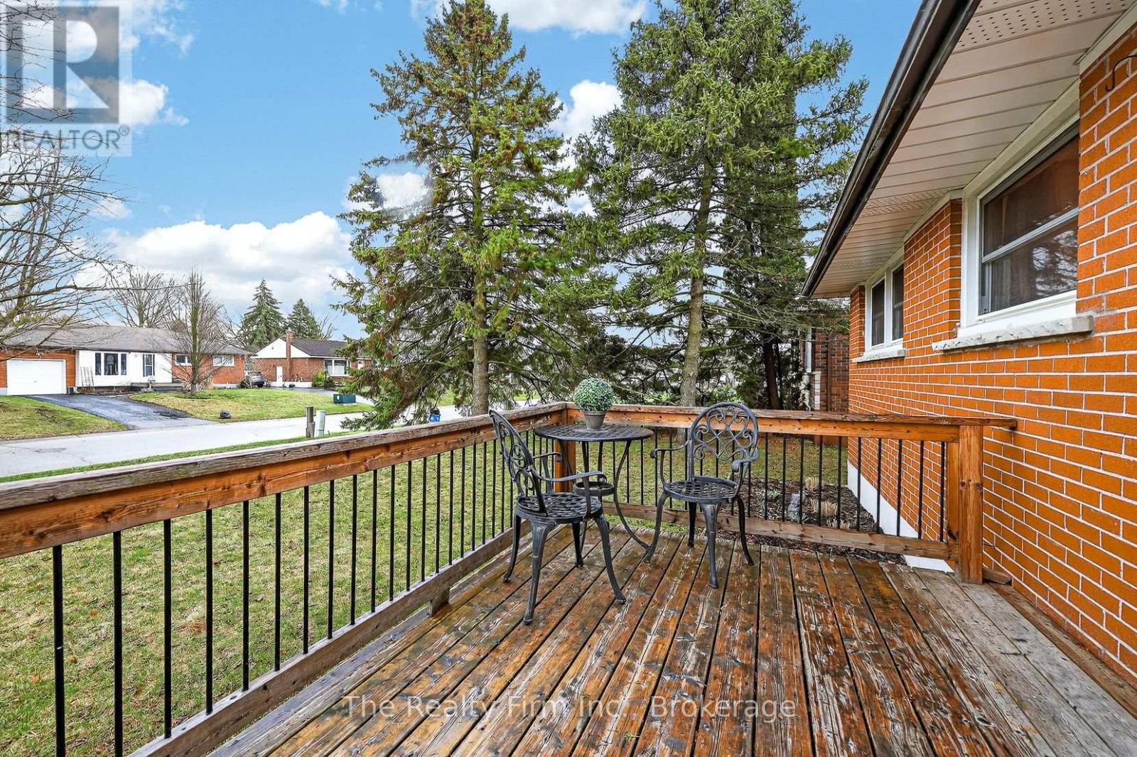 10 Chisholm Drive, Ingersoll (Ingersoll - South), Ontario  N5C 2C4 - Photo 10 - X12944990