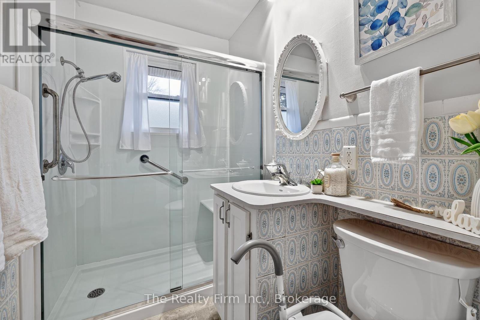 10 Chisholm Drive, Ingersoll (Ingersoll - South), Ontario  N5C 2C4 - Photo 23 - X12944990