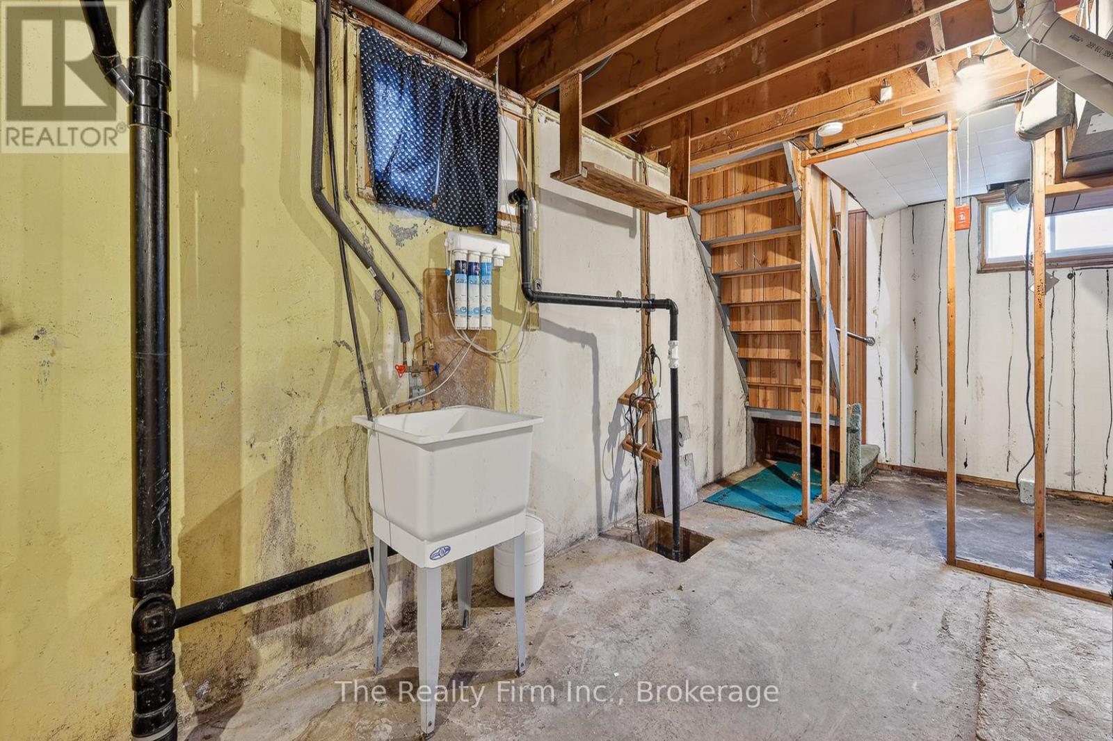 10 Chisholm Drive, Ingersoll (Ingersoll - South), Ontario  N5C 2C4 - Photo 31 - X12944990