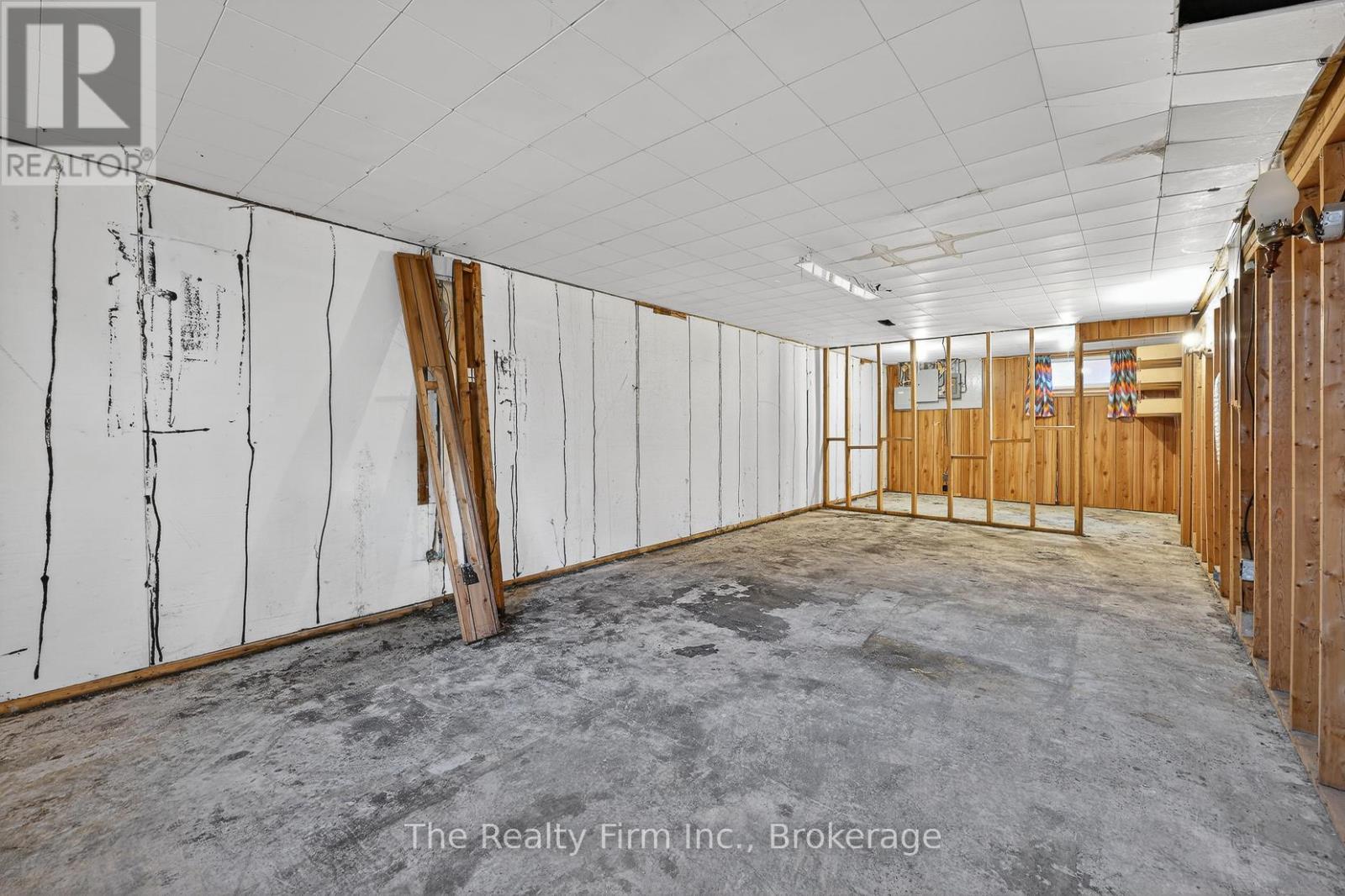 10 Chisholm Drive, Ingersoll (Ingersoll - South), Ontario  N5C 2C4 - Photo 32 - X12944990