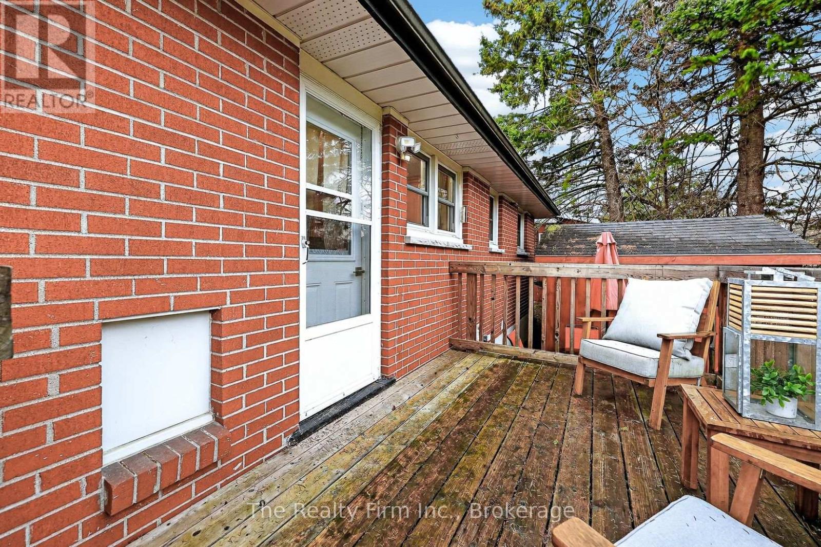 10 Chisholm Drive, Ingersoll (Ingersoll - South), Ontario  N5C 2C4 - Photo 34 - X12944990