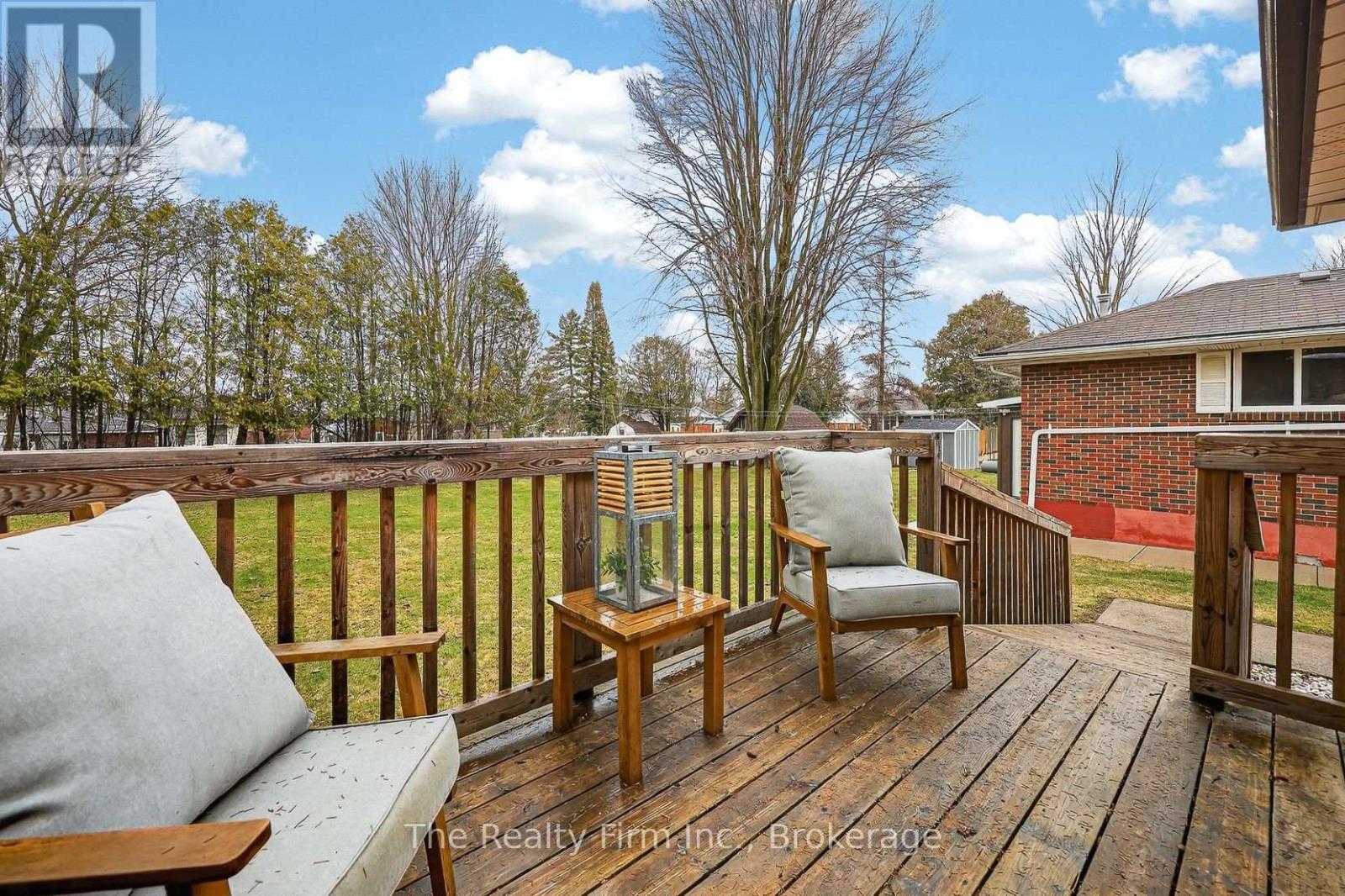 10 Chisholm Drive, Ingersoll (Ingersoll - South), Ontario  N5C 2C4 - Photo 35 - X12944990