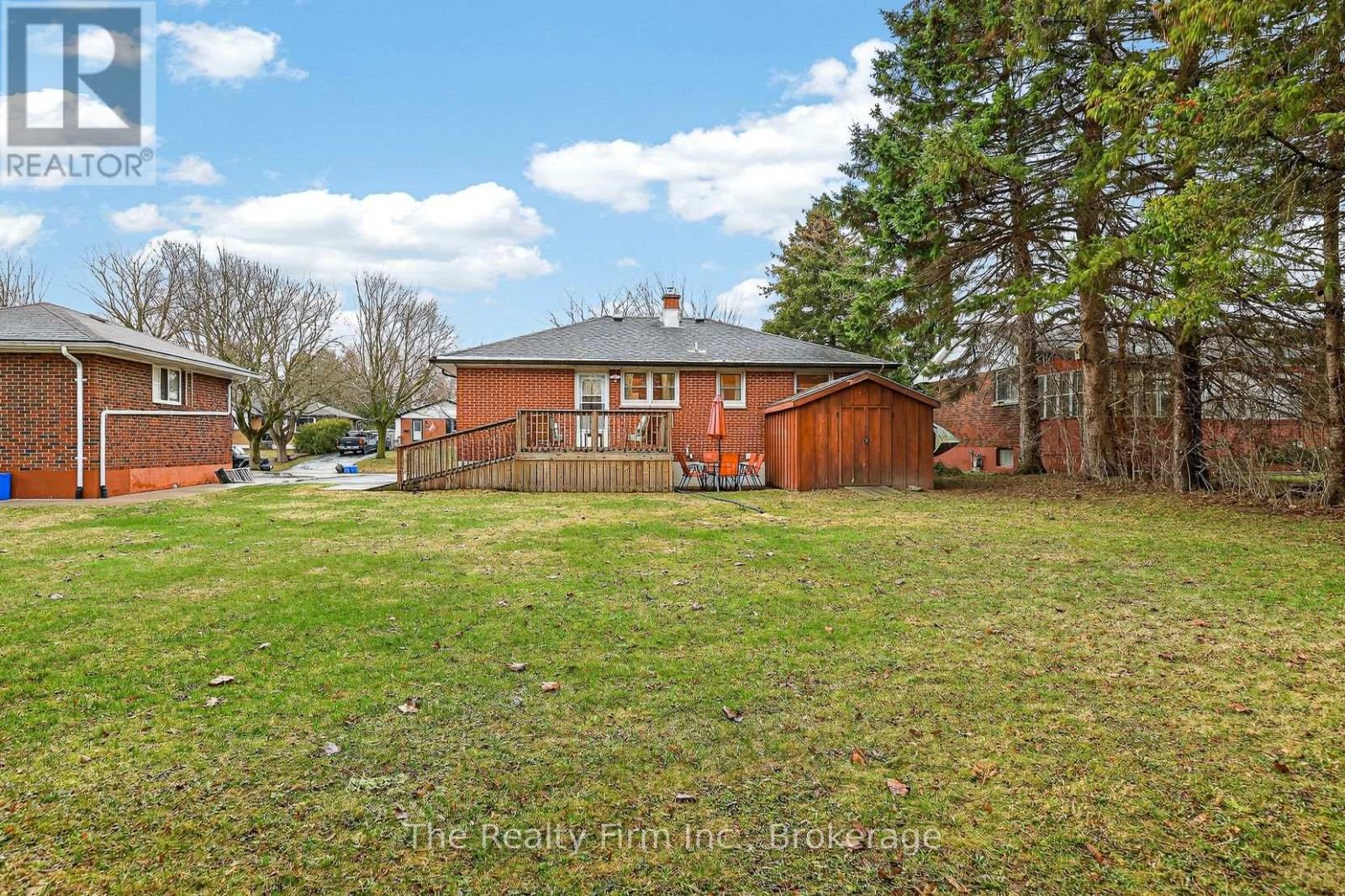 10 Chisholm Drive, Ingersoll (Ingersoll - South), Ontario  N5C 2C4 - Photo 39 - X12944990