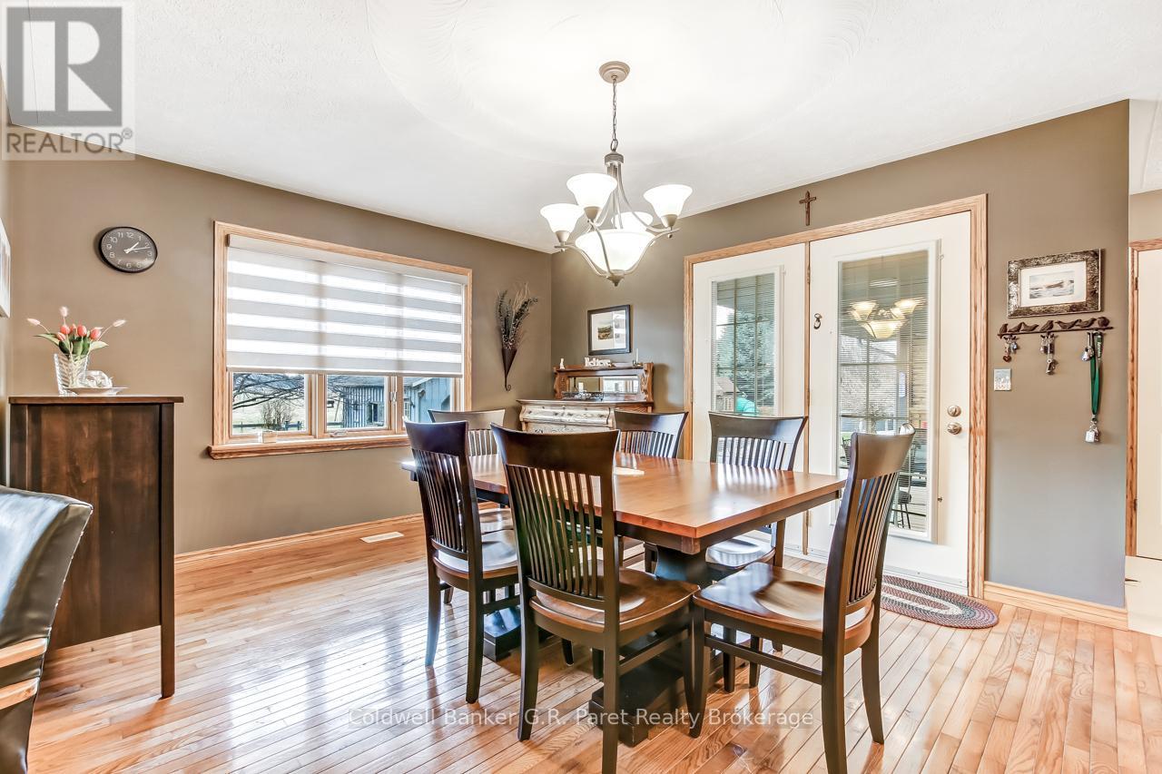 990 Norfolk County Road 21 Road, Norfolk, Ontario  N4B 2W4 - Photo 14 - X12946508