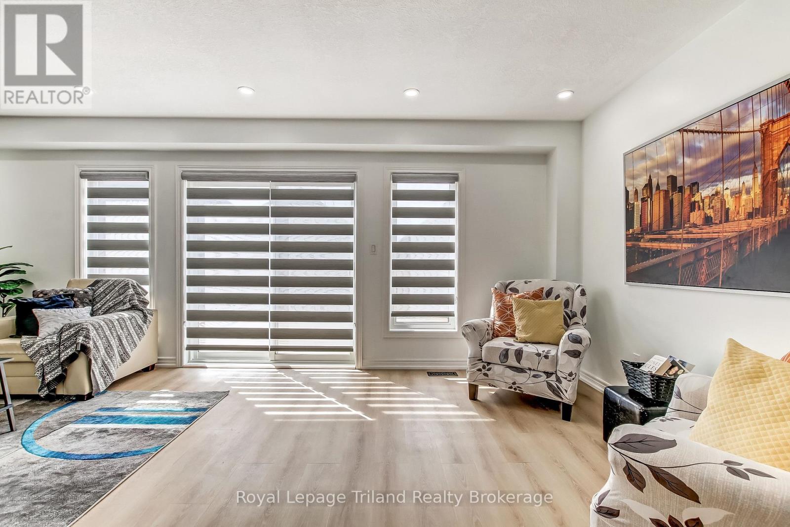 129 Passchendaele Street N, Woodstock (Woodstock - North), Ontario  N4T 0J3 - Photo 14 - X12946972