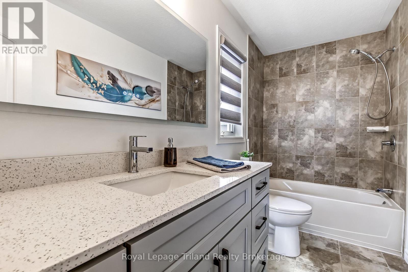 129 Passchendaele Street N, Woodstock (Woodstock - North), Ontario  N4T 0J3 - Photo 20 - X12946972