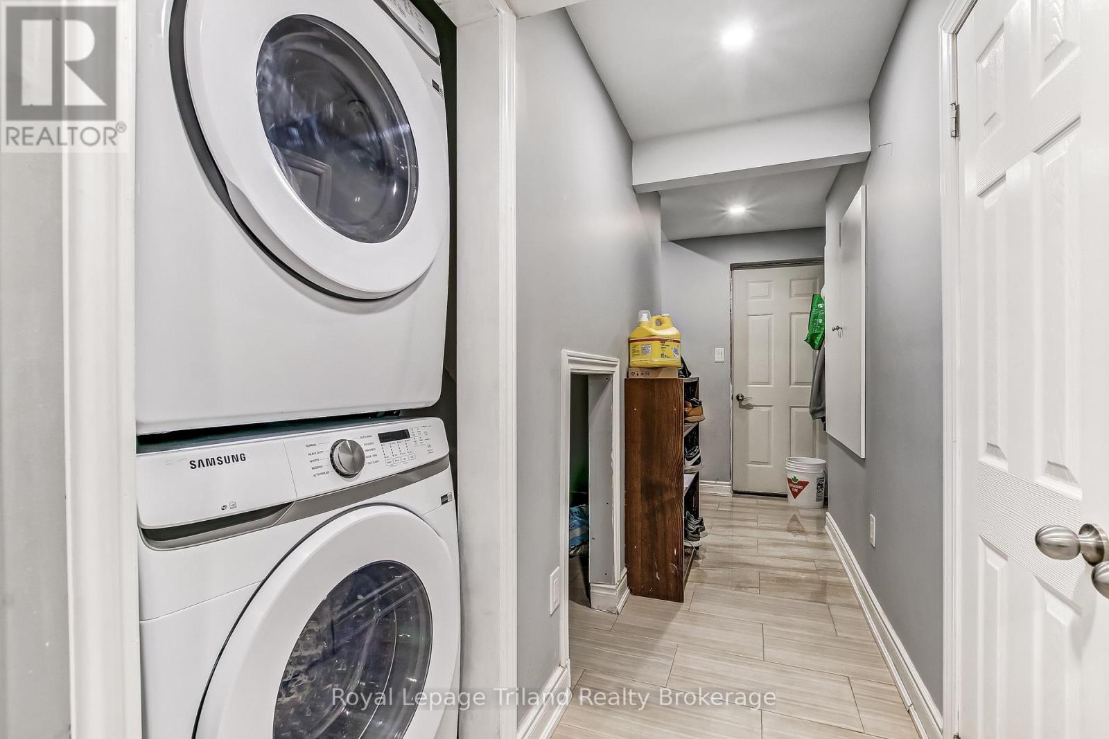 129 Passchendaele Street N, Woodstock (Woodstock - North), Ontario  N4T 0J3 - Photo 28 - X12946972