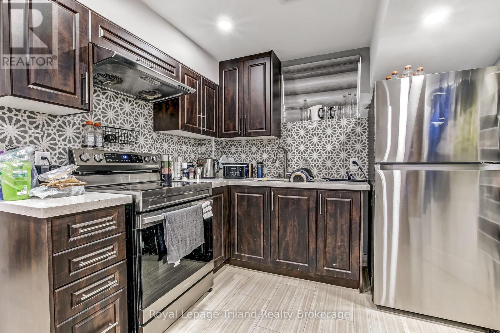 129 Passchendaele Street N, Woodstock (Woodstock - North), Ontario  N4T 0J3 - Photo 29 - X12946972