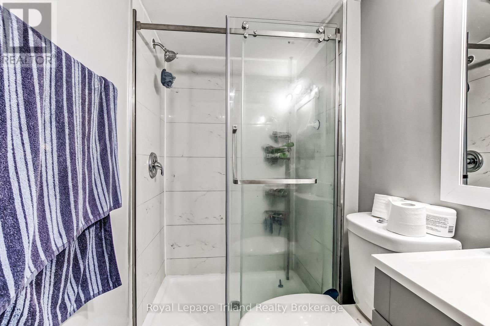 129 Passchendaele Street N, Woodstock (Woodstock - North), Ontario  N4T 0J3 - Photo 33 - X12946972