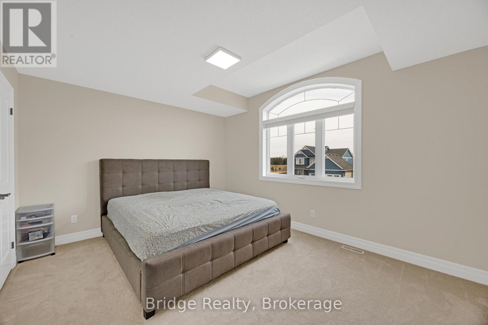 256 Tamarack Boulevard, Woodstock (Woodstock - North), Ontario  N4S 0E2 - Photo 25 - X12946980