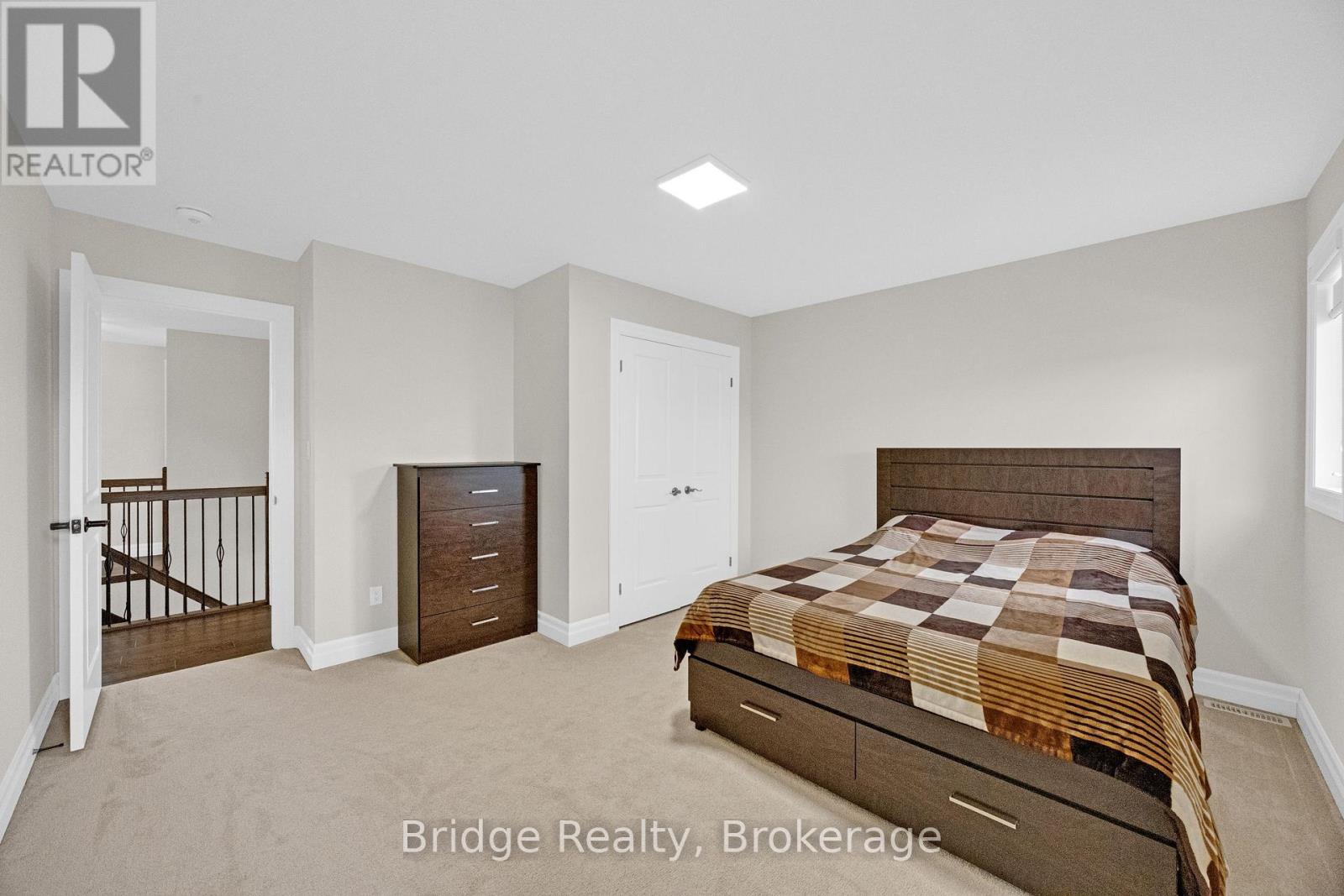 256 Tamarack Boulevard, Woodstock (Woodstock - North), Ontario  N4S 0E2 - Photo 36 - X12946980