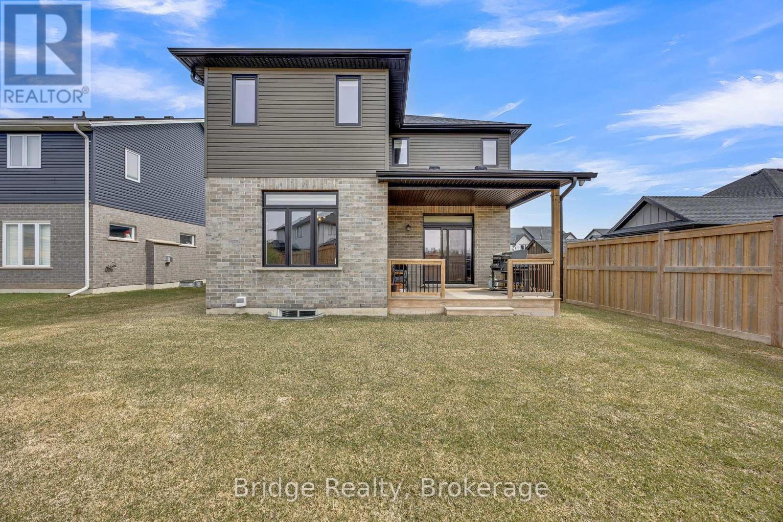 256 Tamarack Boulevard, Woodstock (Woodstock - North), Ontario  N4S 0E2 - Photo 42 - X12946980