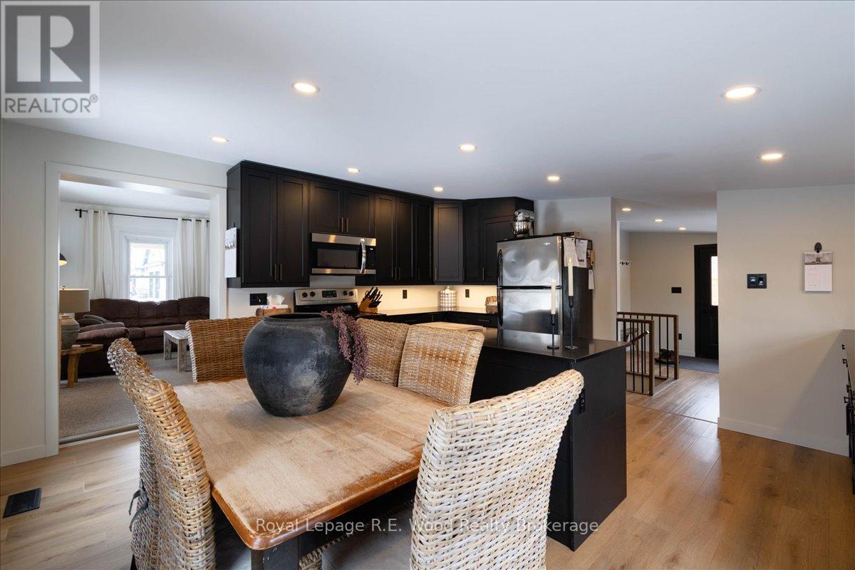 19 Washington Street, Norwich (Norwich Town), Ontario  N0J 1P0 - Photo 11 - X12947340