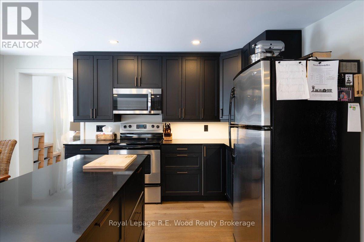 19 Washington Street, Norwich (Norwich Town), Ontario  N0J 1P0 - Photo 12 - X12947340