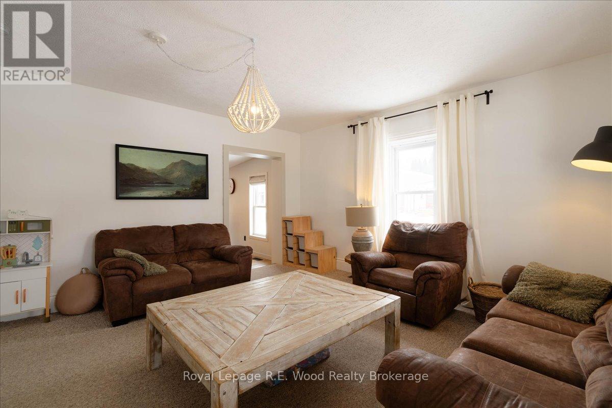 19 Washington Street, Norwich (Norwich Town), Ontario  N0J 1P0 - Photo 14 - X12947340