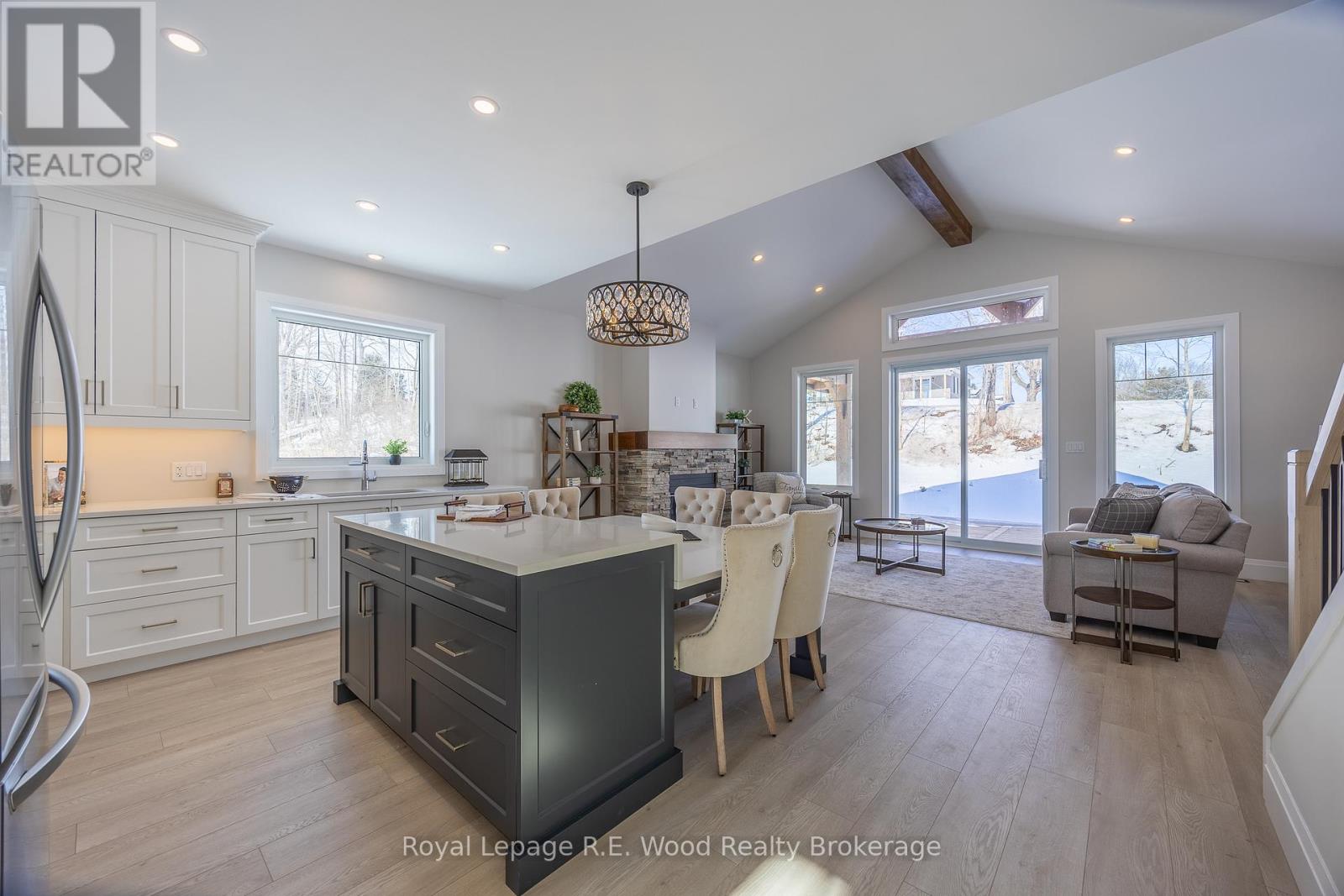 15 Greenhill Drive, Tillsonburg, Ontario  N4G 2K6 - Photo 10 - X12947438