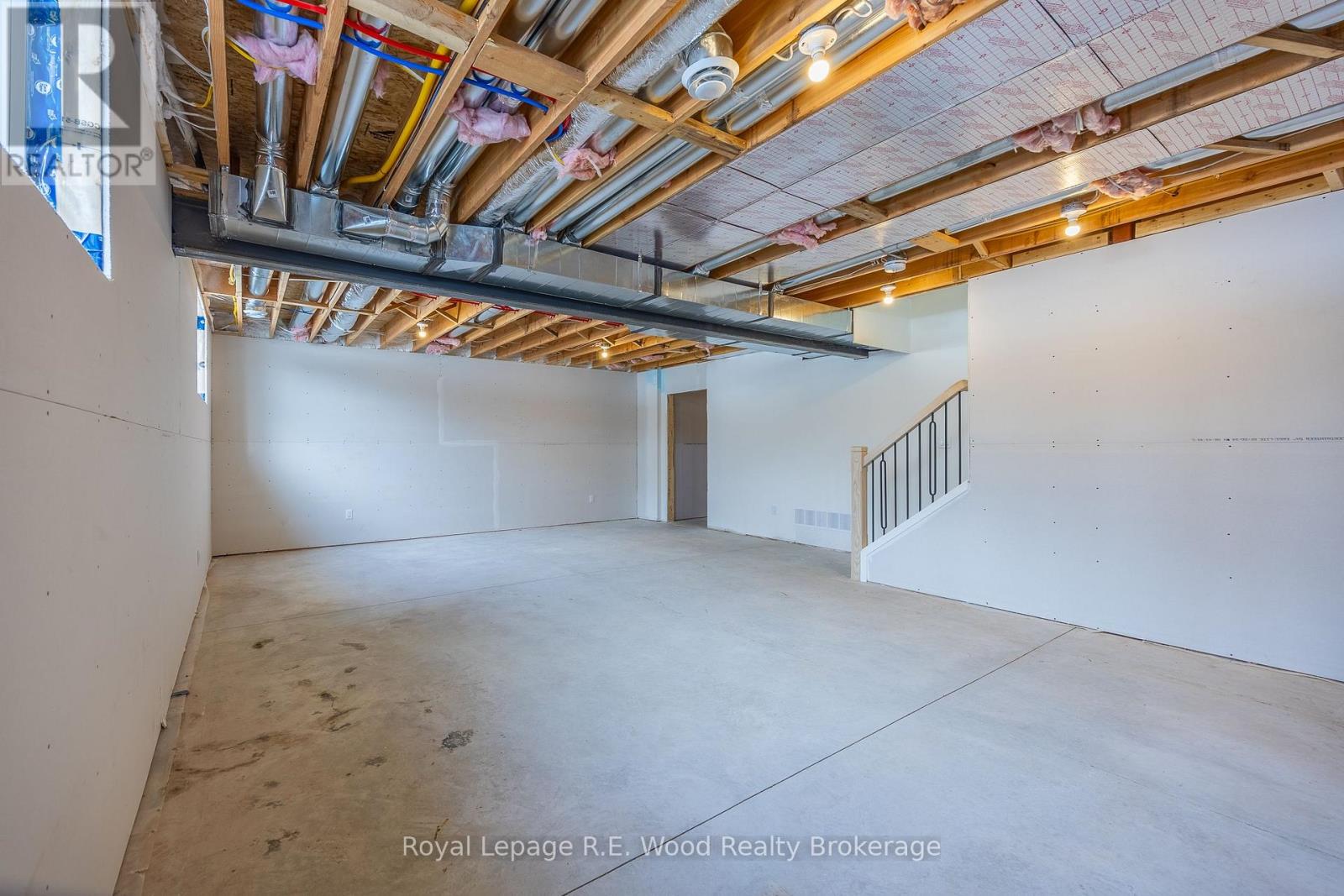 15 Greenhill Drive, Tillsonburg, Ontario  N4G 2K6 - Photo 35 - X12947438