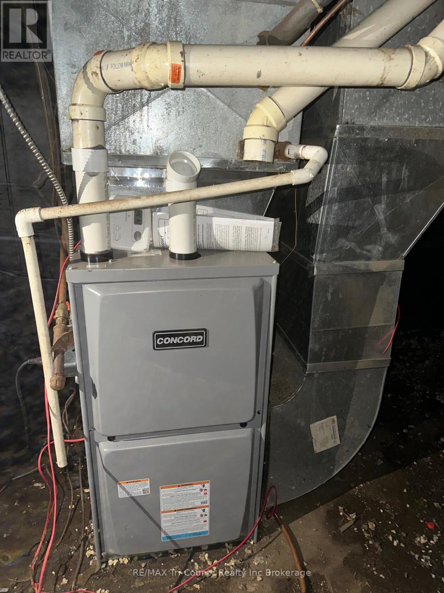 266 Hamilton Road, London East (East E), Ontario  N5Z 1R3 - Photo 4 - X12949018