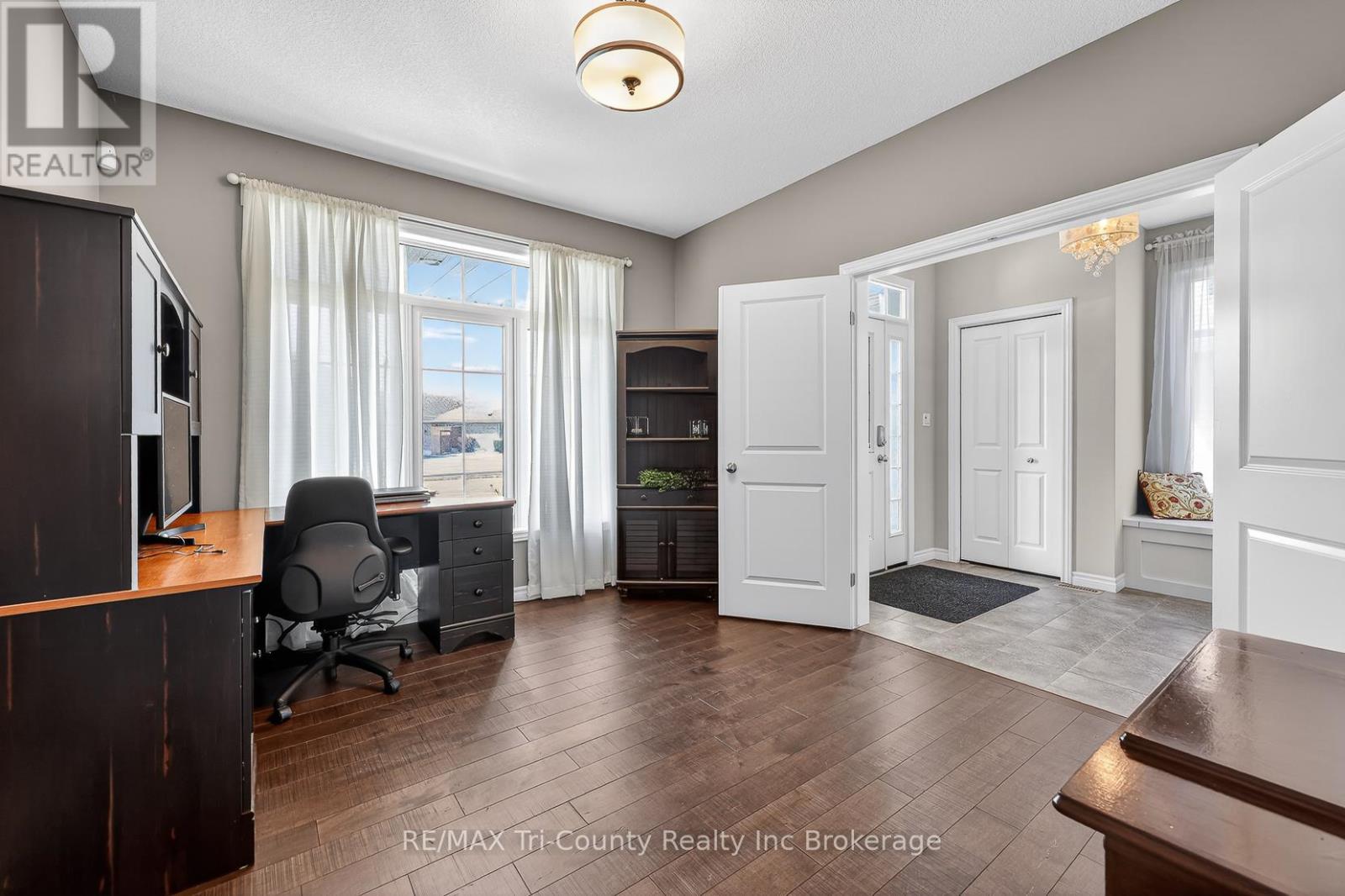 68 Colin Avenue, Tillsonburg, Ontario  N4G 0E5 - Photo 12 - X12949306