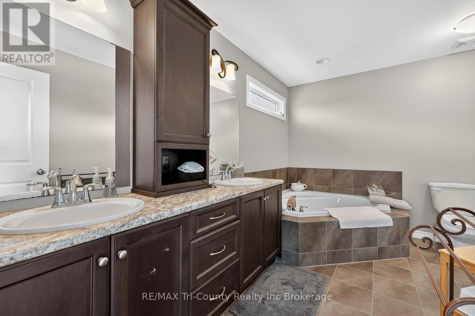 68 Colin Avenue, Tillsonburg, Ontario  N4G 0E5 - Photo 18 - X12949306