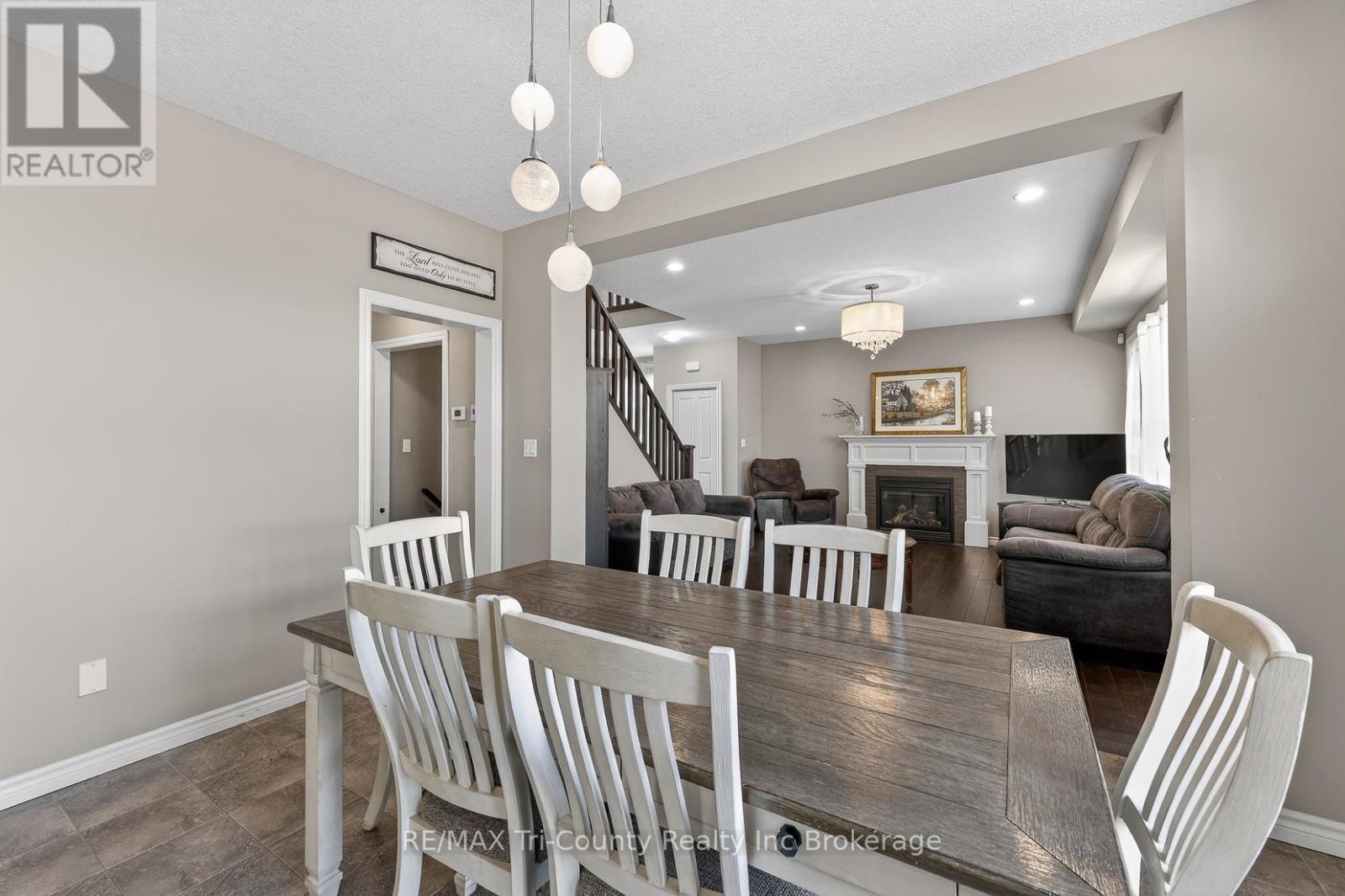 68 Colin Avenue, Tillsonburg, Ontario  N4G 0E5 - Photo 8 - X12949306